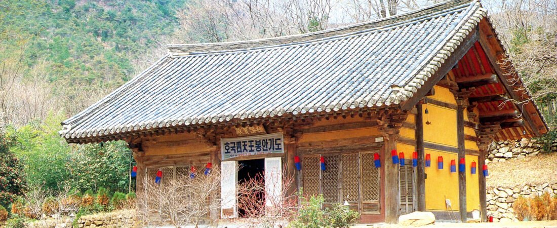 50. 무위사 여행가이드 | 국보 극락보전이 보여주는 조선 전기 목조건축과 불교미술