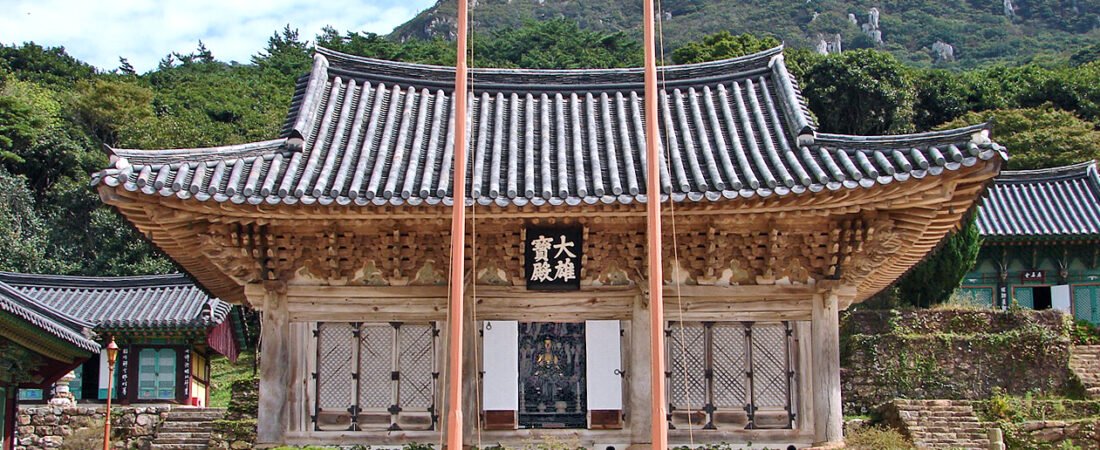 31. 미황사 여행가이드 | 달마산 기암절벽 아래서 만나는 남도의 고요한 산사